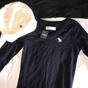Kids Abercrombie long sleeve navy blue shirt.